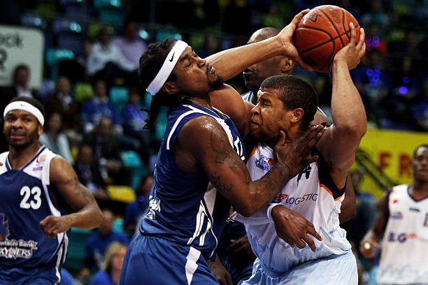 键传球次数 键传球次数